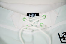 Load image into Gallery viewer, White Zebra Mint