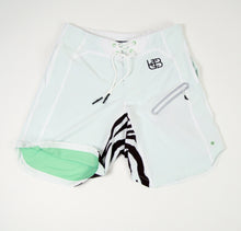 Load image into Gallery viewer, White Zebra Mint